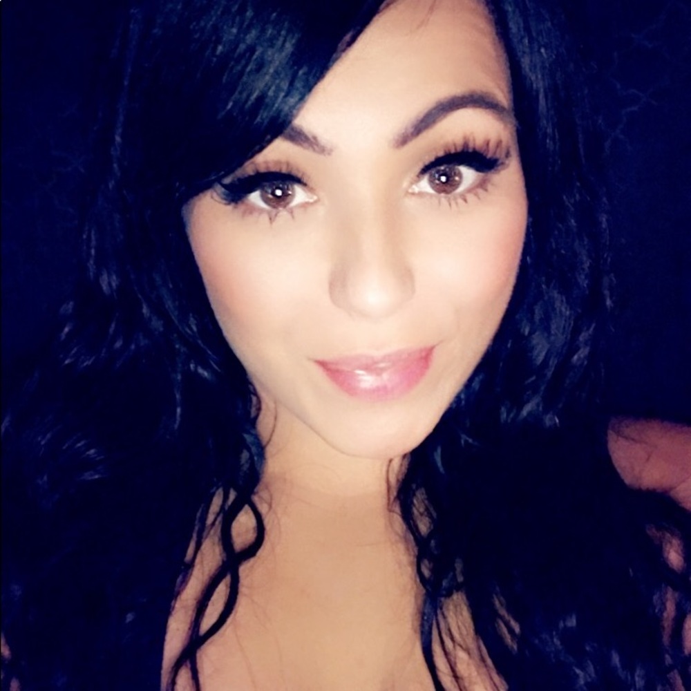 Meet your Posher, Tiffany